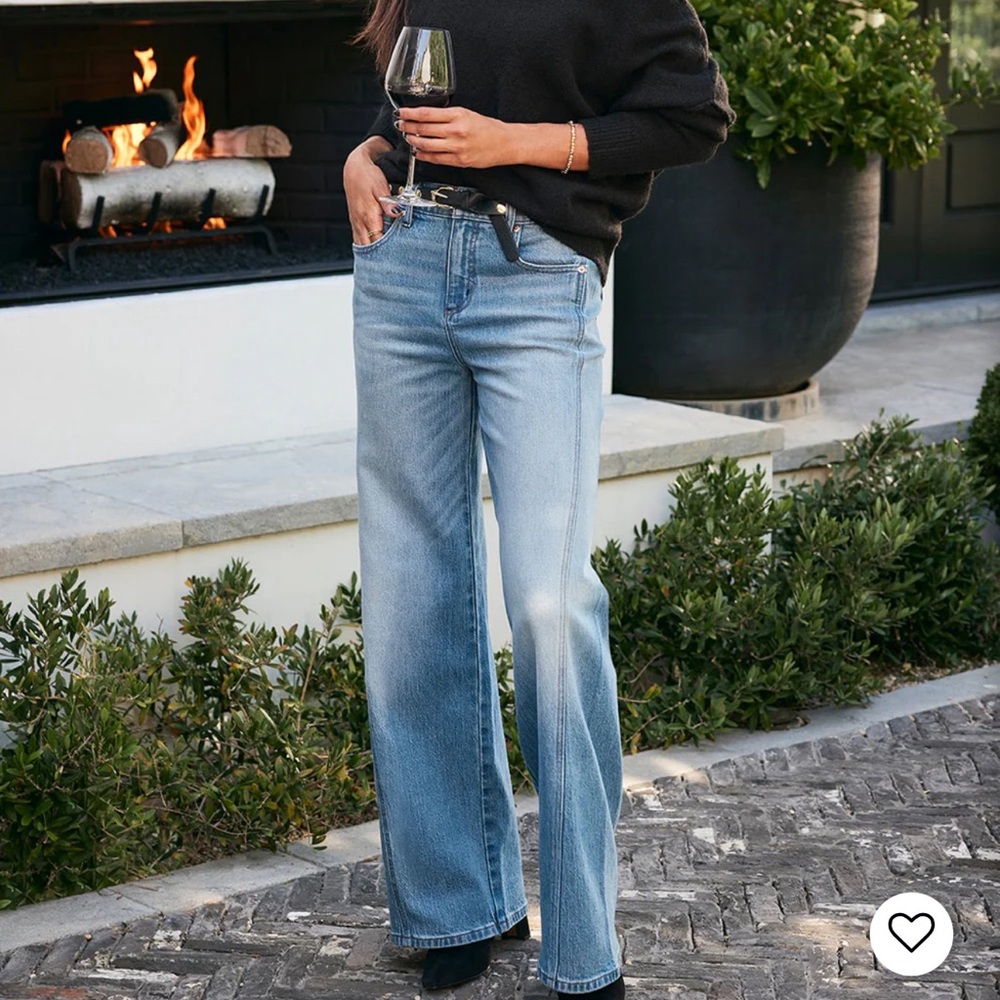 Evereve Light Blue Wide Leg Jeans - Picture 4 of 6